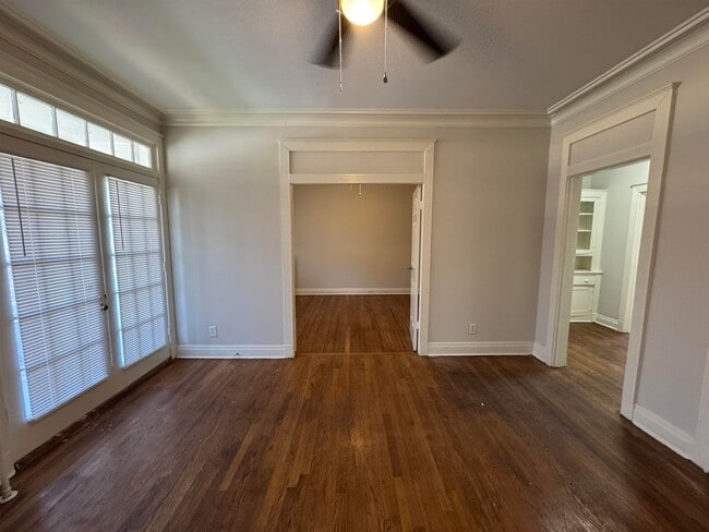 Building Photo - 1351 Linden Ave Rental