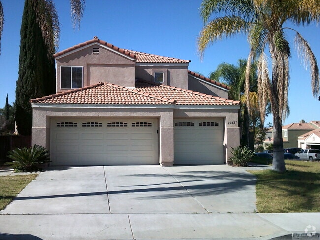 Building Photo - Oranada Rental