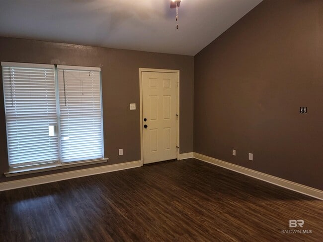 Photo - 9530 Fox Hunter Ct E