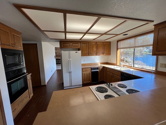 Photo - Live On Lake Jean in Twin Lakes Available Now