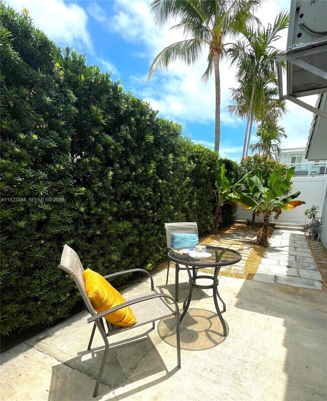 Photo - 331 Desoto St