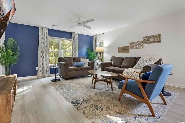 Photo - 1204 River Oaks Dr