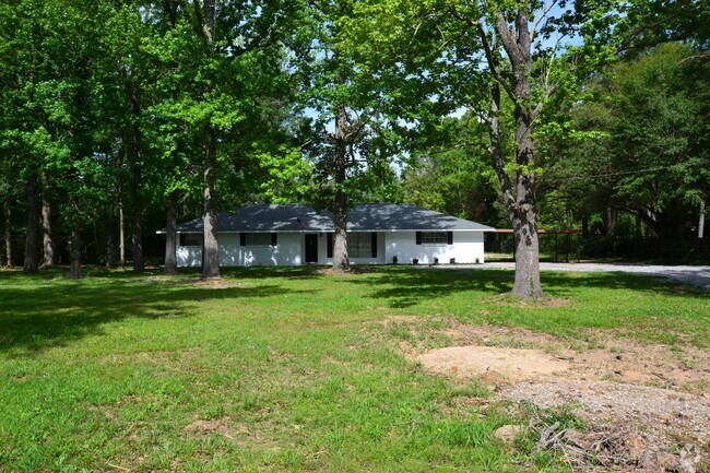 Building Photo - Zachary School District!  Rustic Country L... Rental