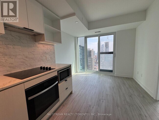 Photo - 252 Church St Unité 2612