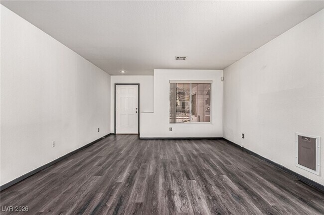 Photo - 1828 Vista Pointe Ave