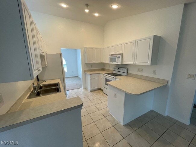 Photo - 1601 Flora Ave S
