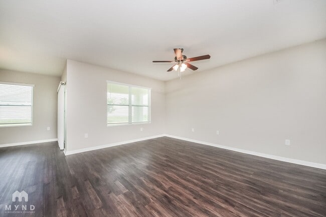 Photo - 1461 Powell Ln