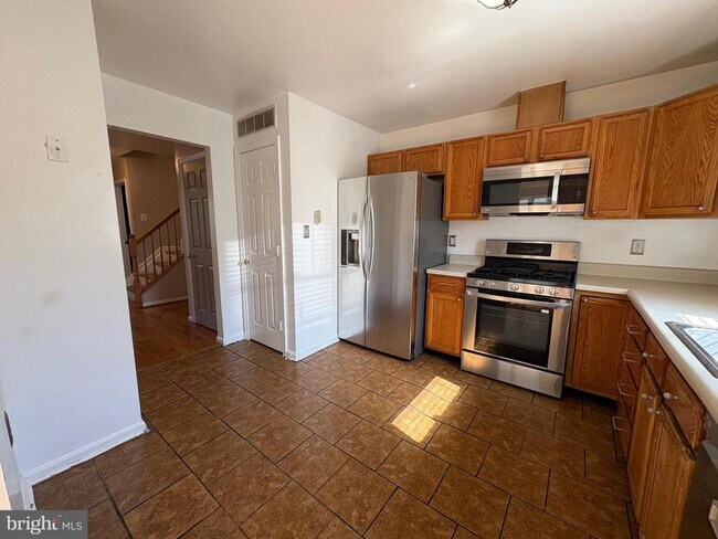 Photo - 4005 Blakney Ln SE