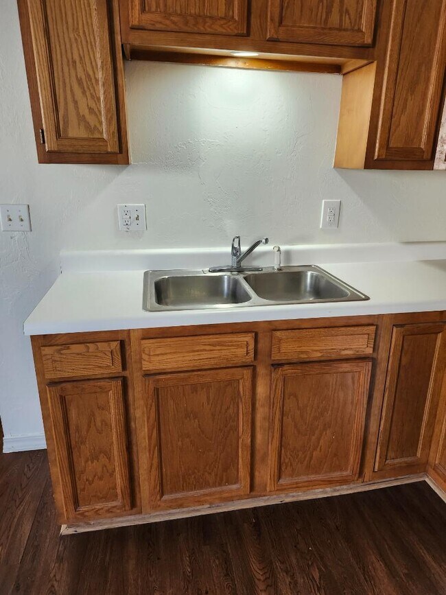 Photo - Washington Apartments
