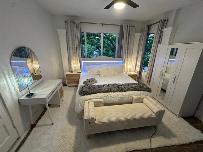 Photo - 3210 Hampton Rd