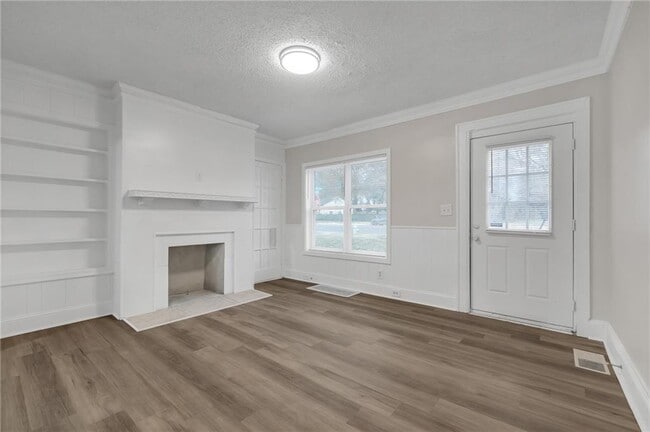 1683 Candler Rd