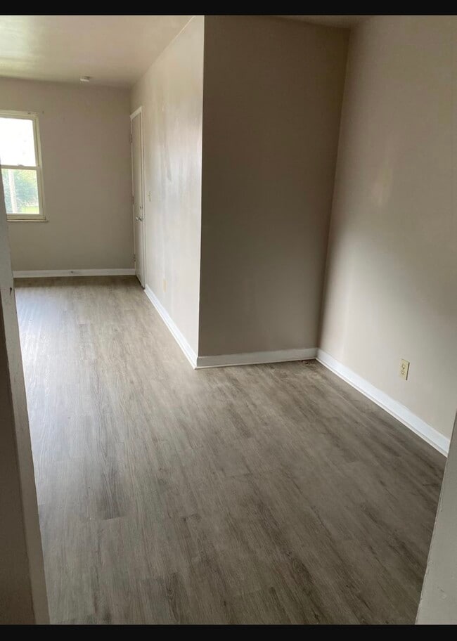 Photo - 1315 Chardon Ct Unit D