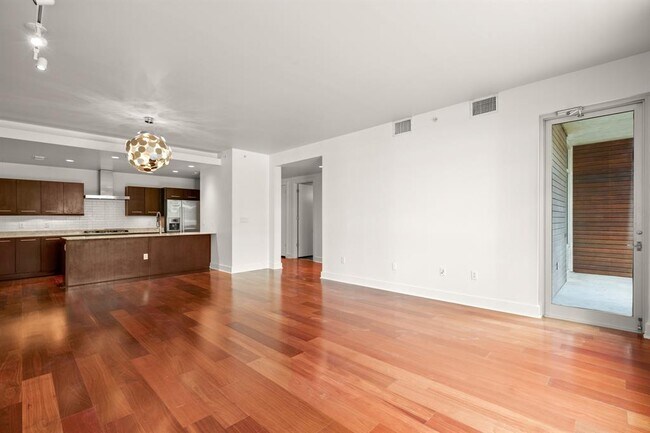 Photo - 210 Lee Barton Dr Unit 218