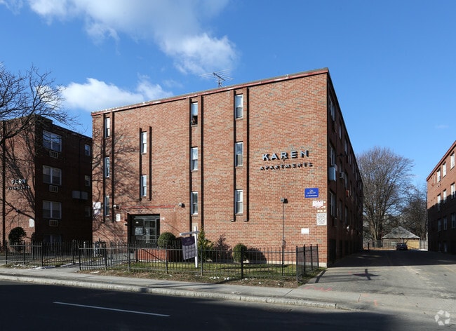 Garden Hill Apartments
