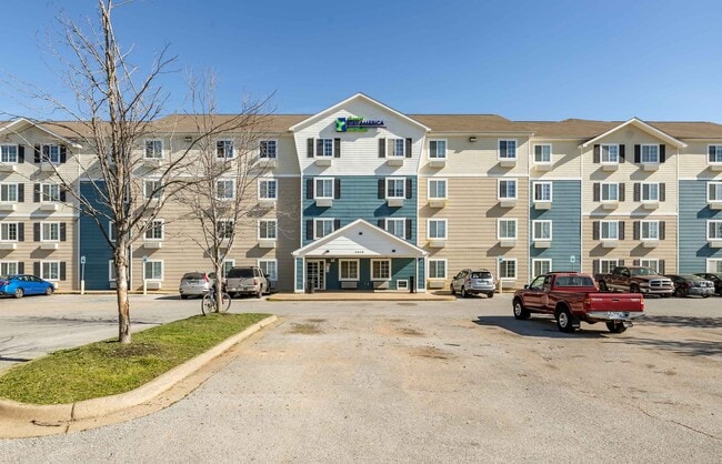 Building Photo - Furnished Studio-Fayetteville - I-49 Rental