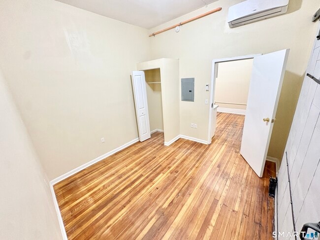 Photo - 105 Bank St Unidad 3C