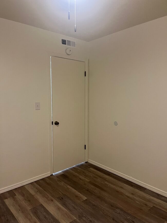 Photo - 217 N Duncan St Unit 2