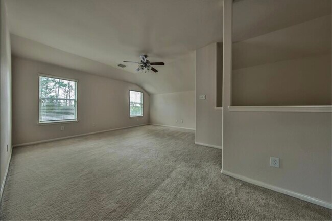 Photo - 18 Milepost Ct