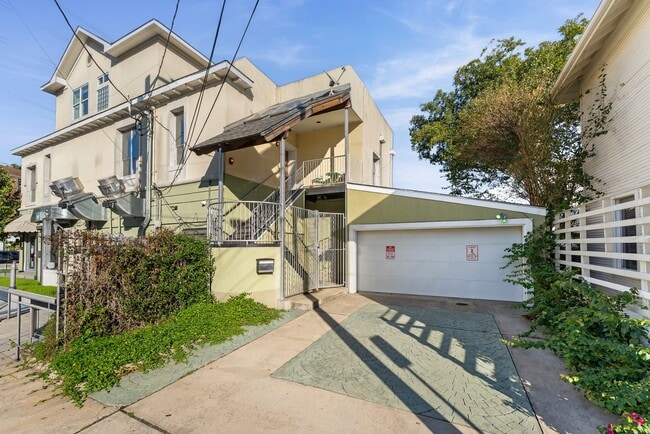 Photo - 315 Fairview St Unit A