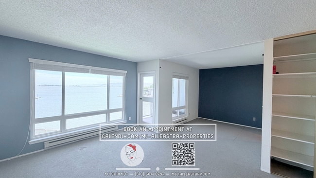 Photo - 1BD/1BA in Emeryville, Features stunning marina views! Amenities, water, garbage, and 1 parking s... Unit 424