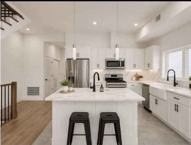 356 21st St Unidad B
