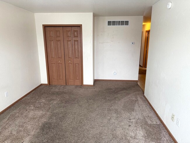 Photo - County Farm - 4180/4182 Unit County Farm - 4182