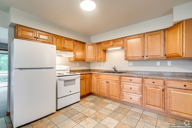 Building Photo - 631 State St Unit 631A State St Rental