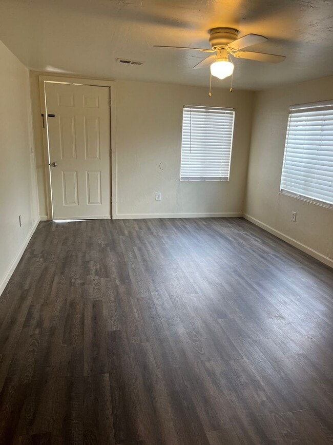 Photo - ***3 BEDROOM/1 BATHROOM IN PAULDEN***