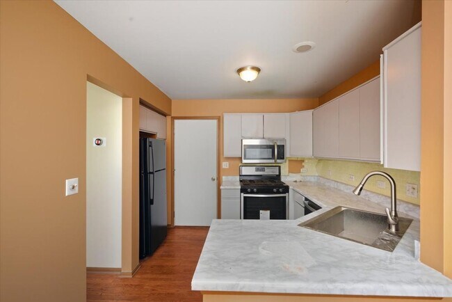 Photo - 118 Cambrian Ct