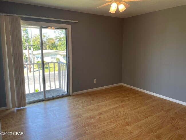 Photo - 1510 Clay Ave