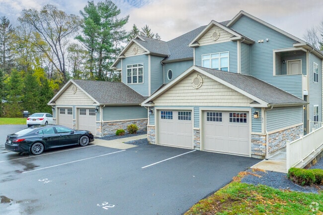 Mill Hollow Apartments