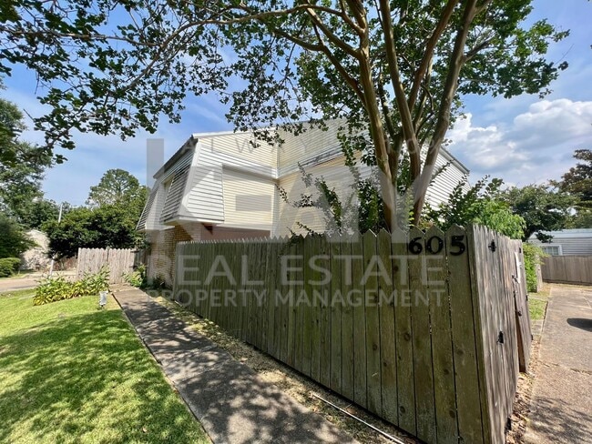 Photo - COMING SOON! 3 Bedroom Home in Fox Run!