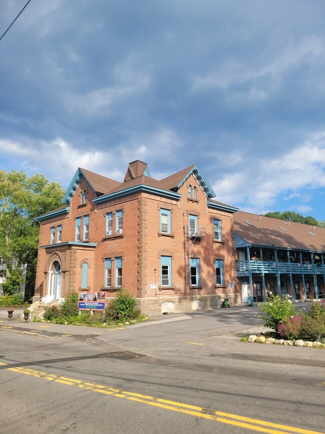 The Lofts on Mill River - The Lofts on Mill River