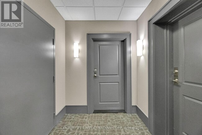 Photo - 330 Ridout St N Unité 1602