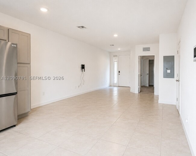 364 NW 8th Ct