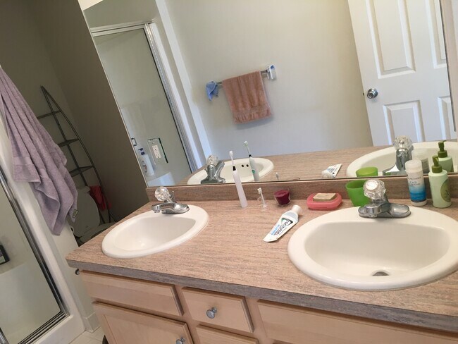 Photo - 2912 Signature Blvd Unit 1