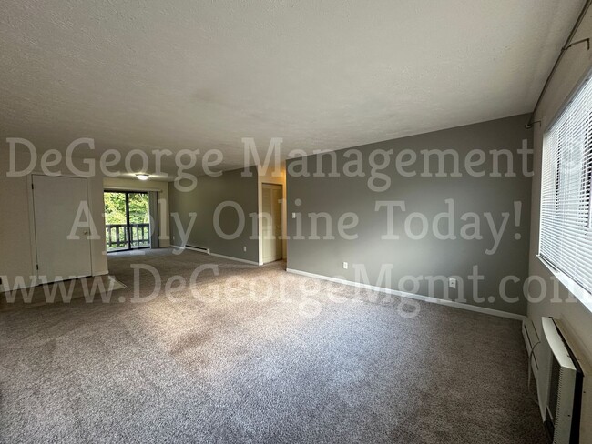 Photo - Parkway Apartments