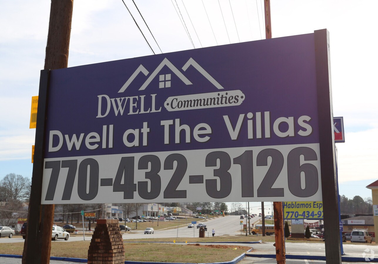 Photo - Midwood Manor