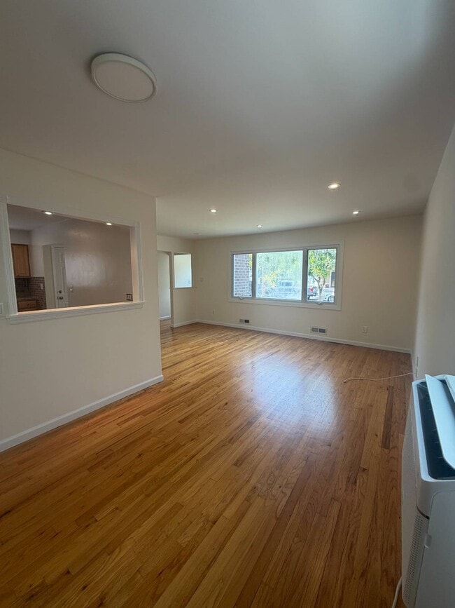 Photo - 268 Chesterton Ave