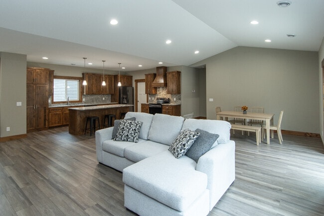 Photo - 11607 Forestview Dr