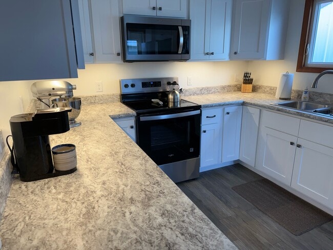 Photo - 320 W Barnes St