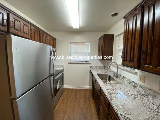 Photo - 2110 Stone Moss Ln