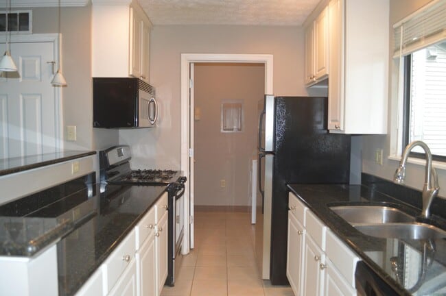 Photo - 2744 Greystone Dr Unit GD2744