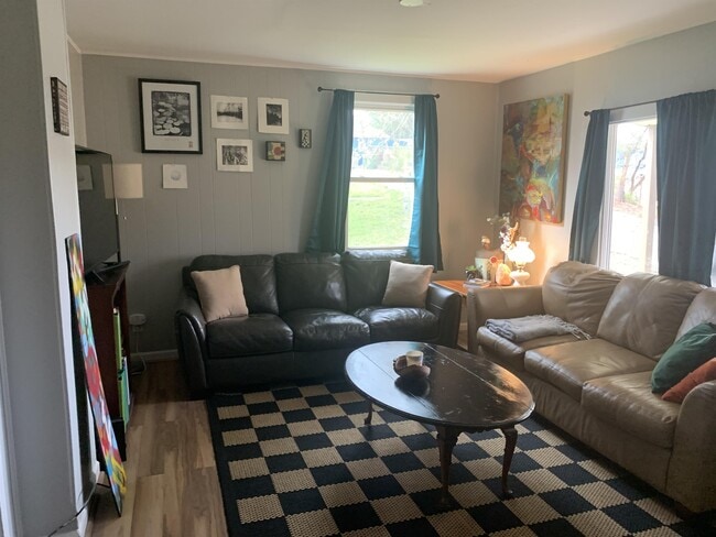 Photo - 87 Argyle Ln