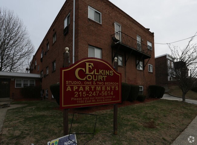 Photo - Elkins Court Apartments