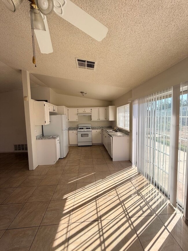 13193 Running Deer Rd
