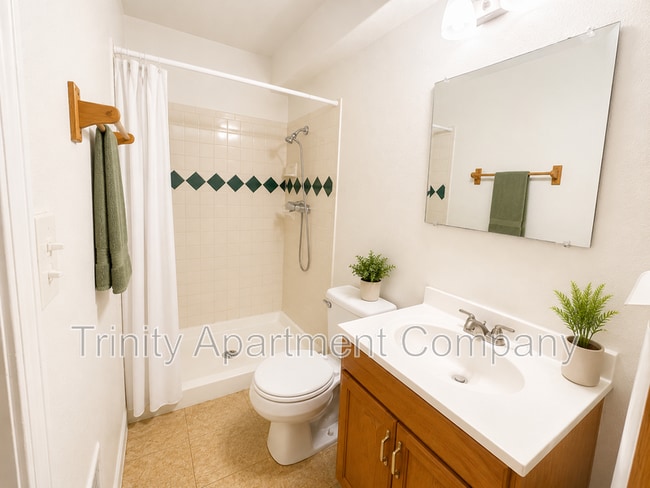 Photo - 1101 Coal Ave SW Unit - B