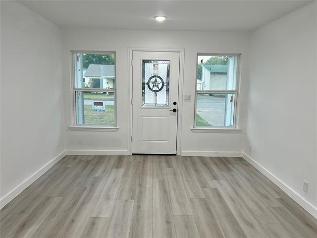 Photo - 3909 Carnation Ave