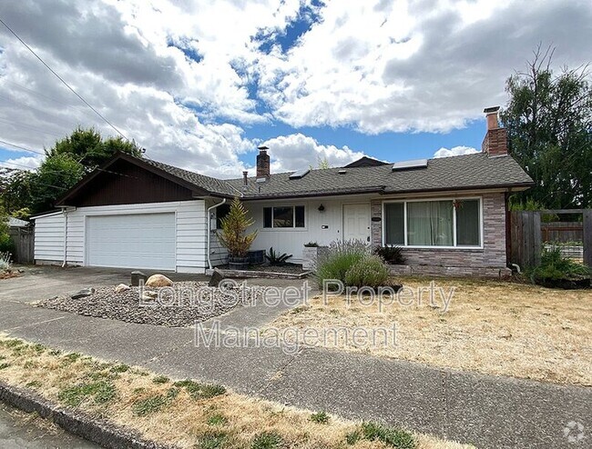 Building Photo - 3558 NW Fillmore Ave Rental