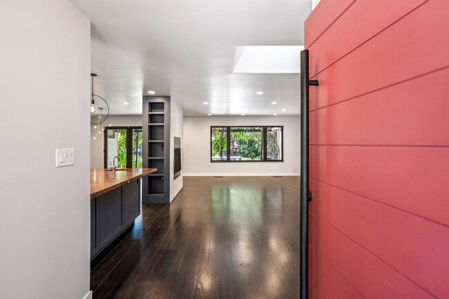 Photo - Renovated Linfield Oaks Retreat with Private Garden and Guest Studio